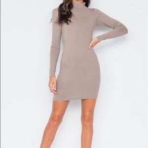 TANVI TAN SOLID OPEN BACK BODYCON MINI DRESS